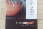 HANGTAG TERRACOTTA TUSCANPATH THE ART OF LIVING